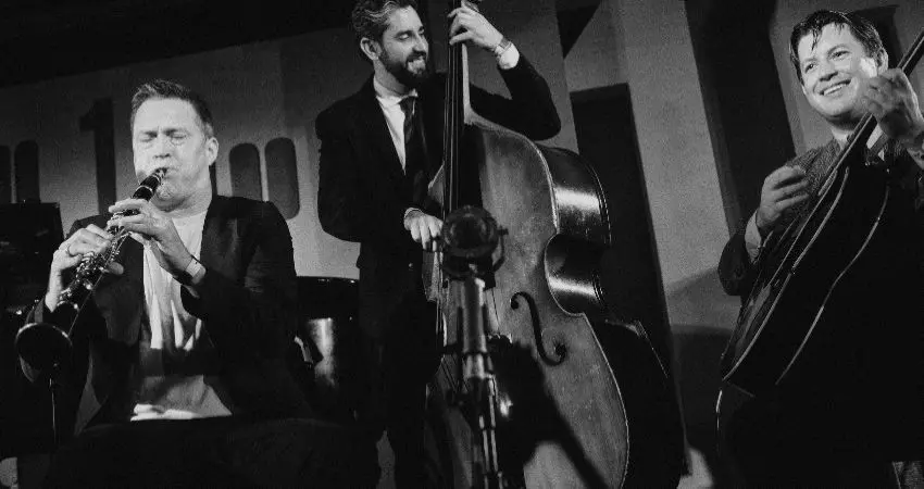 Adrian Cox Trio